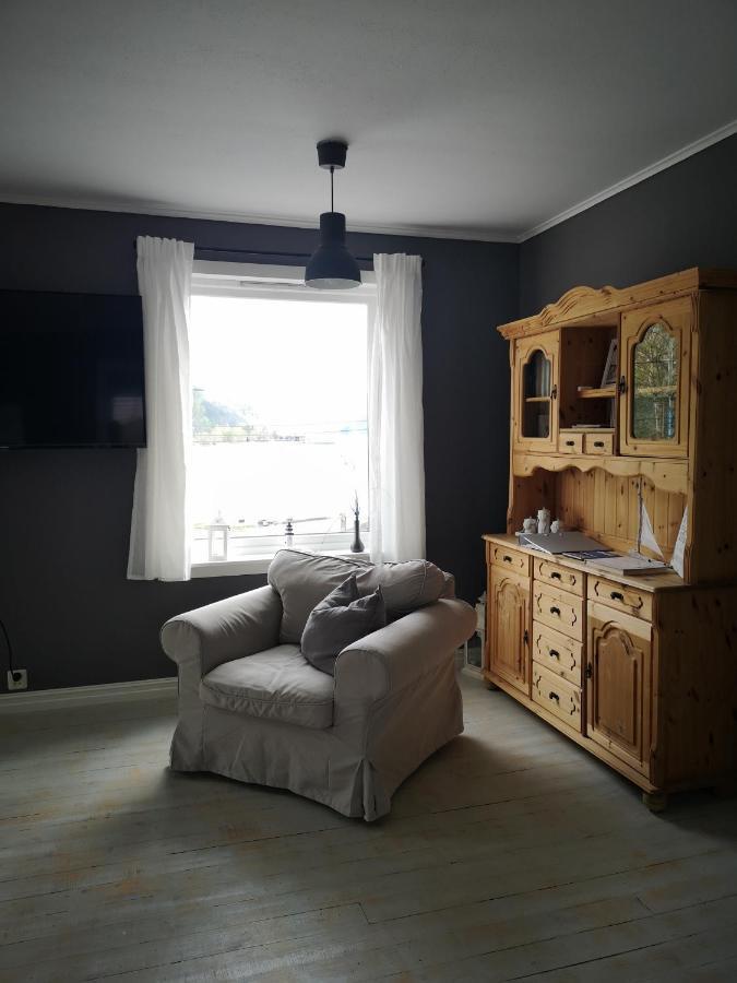 Old School Pa Eidslandet - Exclusive Apartment 외부 사진
